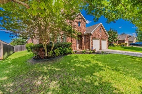 8032 Malabar Trl, Fort Worth, TX 76123-4616