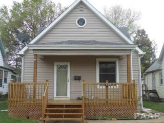 920 Highland Ave, Pekin, IL 61554-4823