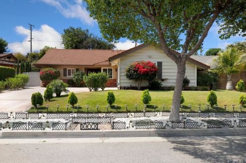 1381 Brass Lantern Dr, La Habra, CA 90631-6333