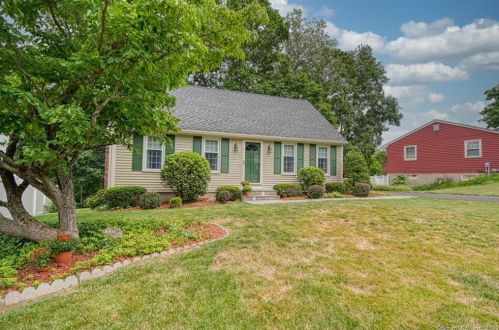 108 Pettit Dr, Meriden, CT 06451-4971