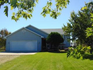 23160 Conrad Ave, Hampton, MN 55031-9642