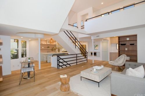 116 Pacific St, Santa Monica, CA 90405-2212