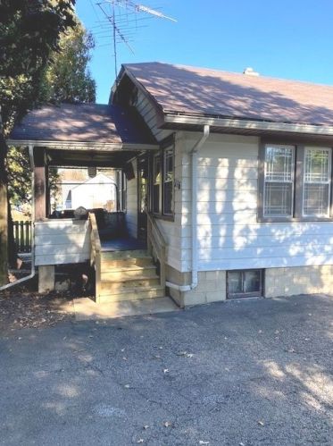 116 Schorie Ave, Joliet, IL 60433-1408