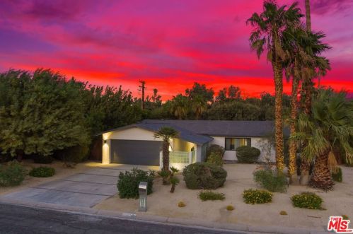 2660 Farrell Dr, Palm Springs, CA 92262-2604
