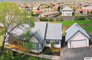 9447 Western Skies Dr, Reno, NV 89521-5245
