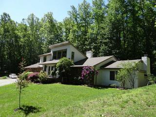 149 Spring Brook Ln, Greensburg, PA 15601-6466
