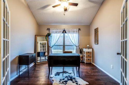 2316 Charleston Dr, Midlothian TX  76063-5177 exterior