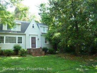 300 Chase Ave, Chapel Hill NC  27514-4707 exterior