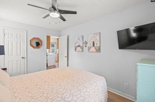 1118 Brock Cir, Lugoff SC  29078-9423 exterior