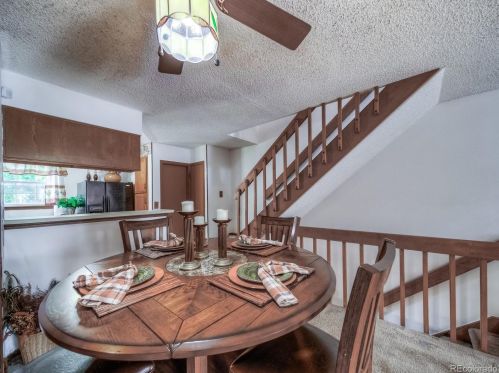 11885 Kepner Dr, Aurora CO 80012-3284 exterior