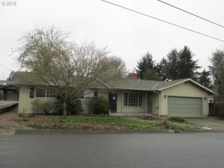 1352 Cherry Dr, Roseburg, OR 97471-1821