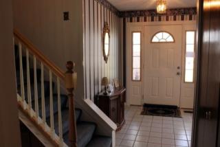 158 Park Dr, Aurora OH  44202-8061 exterior
