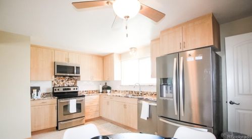 389 Nile St, Aurora CO 80401-2934 exterior