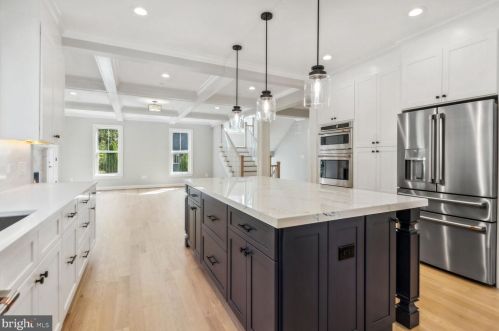 9111 Sligo Crk Pkwy, Silver Spring MD 20901-3361 exterior