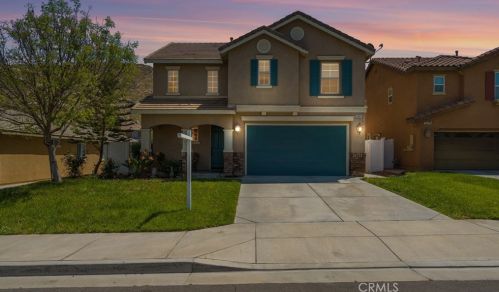 3063 Avishan Dr, Perris, CA 92571-6921