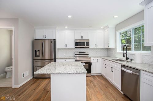607 Federal Ter, Atlanta GA  30315-4413 exterior