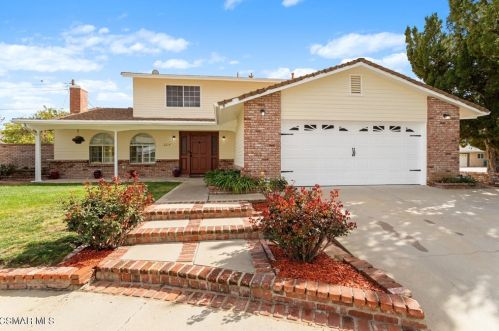 2214 Lana Ct, Simi Valley, CA 93063-3839