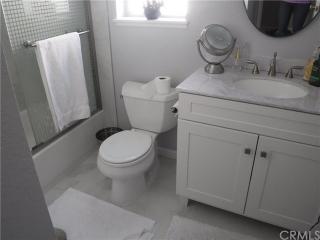 1333 Saint Tropez St, Upland CA  91784-8607 exterior