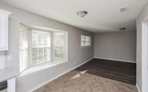 2311 Statler Dr, Carrollton TX  75007-5738 exterior