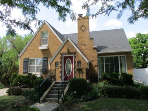 208 B St, Hillsboro, KS 67063-1408