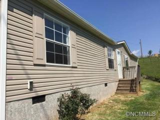 1925 New Stock Rd, Weaverville, NC 28787-9533