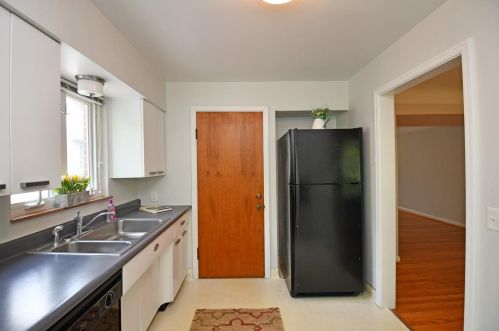 3218 Griest Ave, Cincinnati OH  45208-2509 exterior