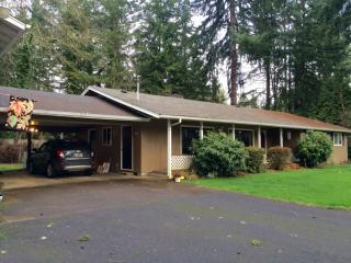 26019 Marina Rd, Veneta, OR 97487-9613