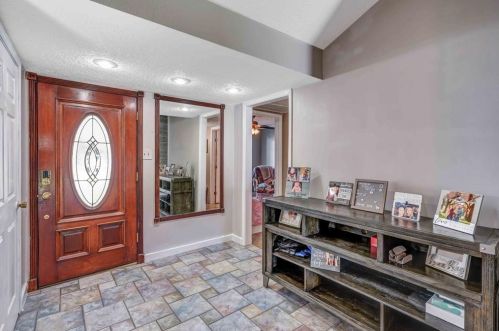 609 Briar Creek Dr, Morgans Point, TX 77571-2703