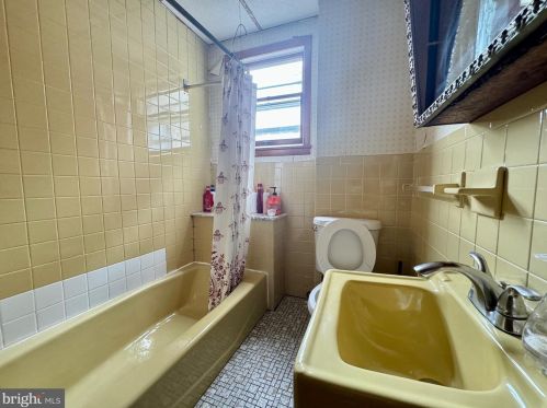 1224 10th St, Philadelphia PA 19147-5040 exterior