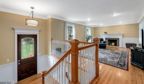 11 Stonehenge Rd, Morristown, NJ 07960-2649