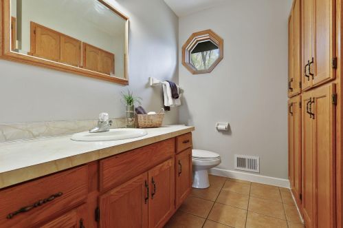 1131 Goodview Ave, Saint Paul MN  55128-6129 exterior