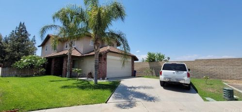 654 Marcella Ave, Rialto, CA 92376-7182
