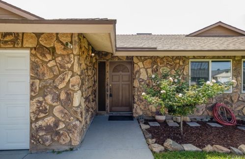1849 Magnolia Ave, Rialto, CA 92376-2821