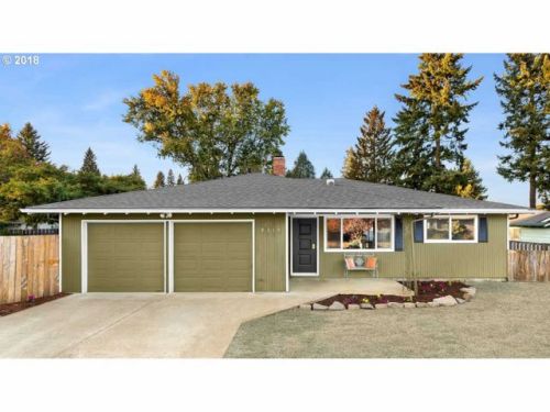 8315 Marigold St, Portland OR  97267-2408 exterior