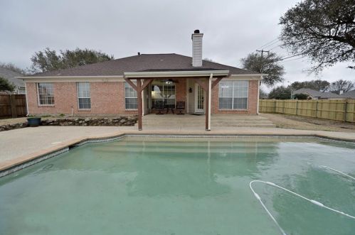 7901 Old Hickory Dr, Fort Worth TX  76182-6024 exterior