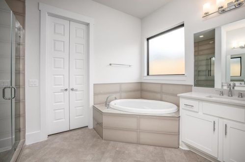 2011 Belford Dr, Austin TX  78757-8207 exterior