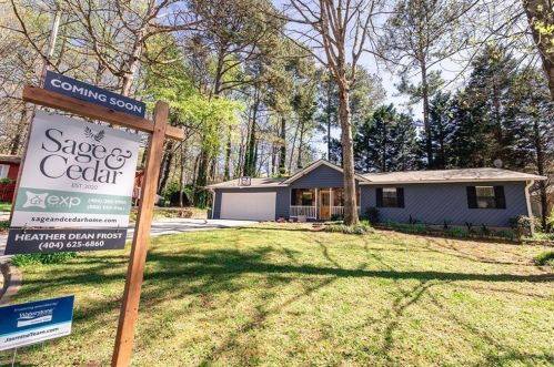 3220 Oakbrook Ln, Clarkston, GA 30021-1004