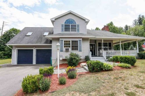4 Albany Ave, Londonderry, NH 03053-3526