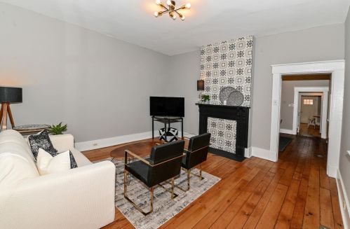 2612 Hemlock St, Cincinnati OH  45206-1608 exterior