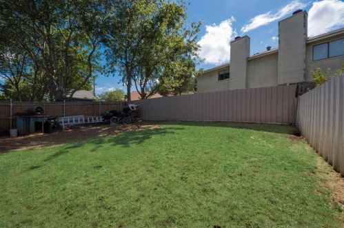 6802 Brookhaven Trl, Fort Worth TX  76133-6488 exterior