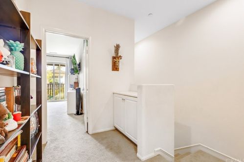 61 Nature, Irvine CA  92620-3827 exterior