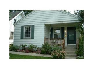 1240 Southlyn Dr, Dayton, OH 45409-1634