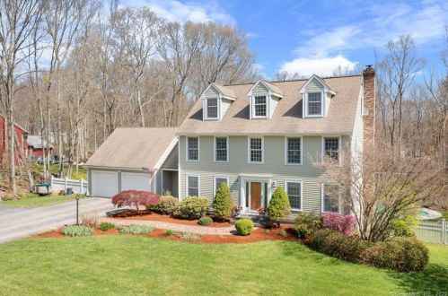 113 Charles Ln, Hebron, CT 06248-1241