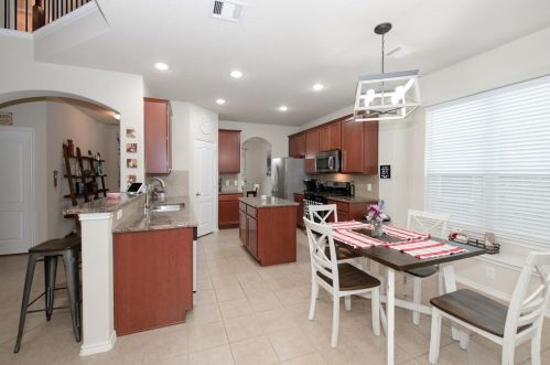 5302 Jay Thrush Dr, Richmond TX 77407-4011 exterior