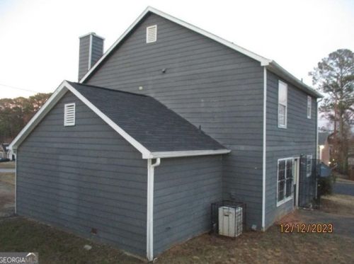 1258 Cedar Knoll Way, Atlanta GA  30349-5884 exterior