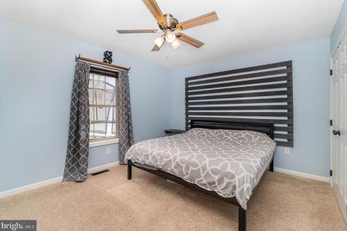 7703 Gnatstown Rd, Hanover PA 17331-6821 exterior