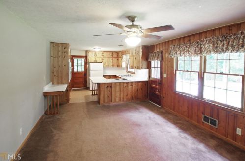343 Hemphill Rd, Stockbridge GA  30281-2827 exterior