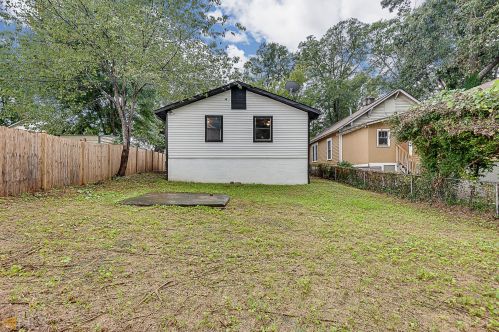 670 Federal Ter, Atlanta GA  30315-4433 exterior