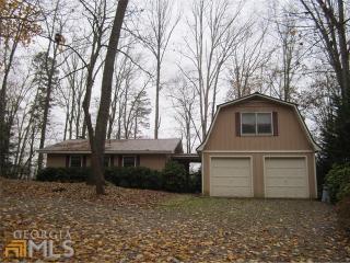 329 Chateau Dr, Lavonia, GA 30553-2334