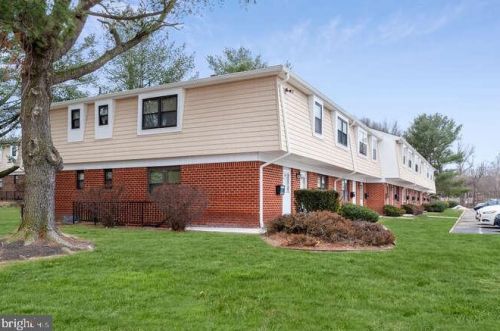 814 Silver Ct, Trenton NJ 08690-3531 exterior